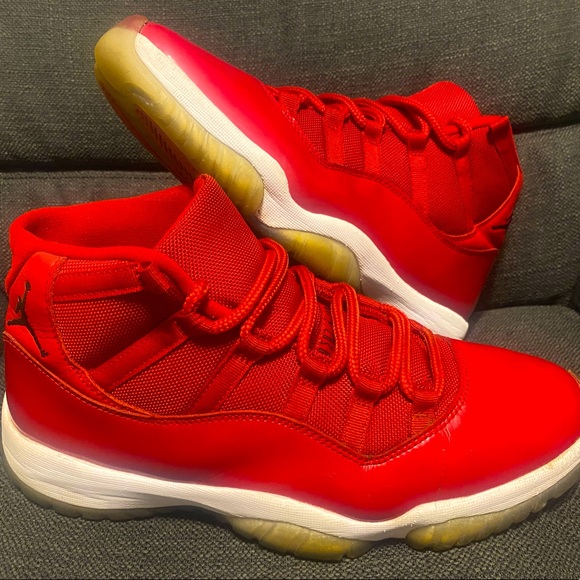 gym red air jordan 11